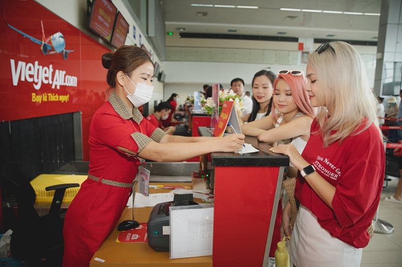 Nhân viên Vietjet thái độ không chuyên nghiệp tại quầy vé